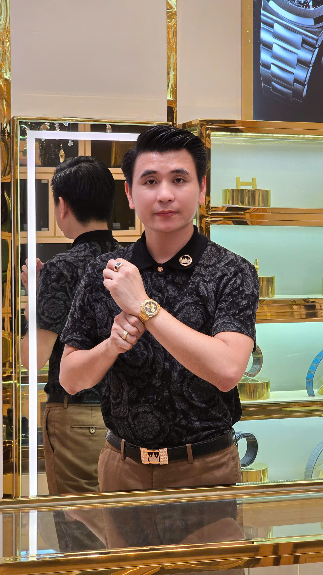 Kỳ Lân Luxury Dong ho Rolex Cosmograph Daytona 40 126508 0002 mat so den vang Champagne 2 Đồng hồ Rolex Cosmograph Daytona 40 126508-0002 mặt đen vàng Champagne