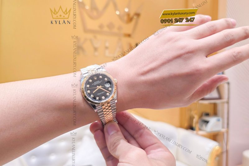 Đồng hồ Rolex Datejust 36 126233-0021 mặt số đen