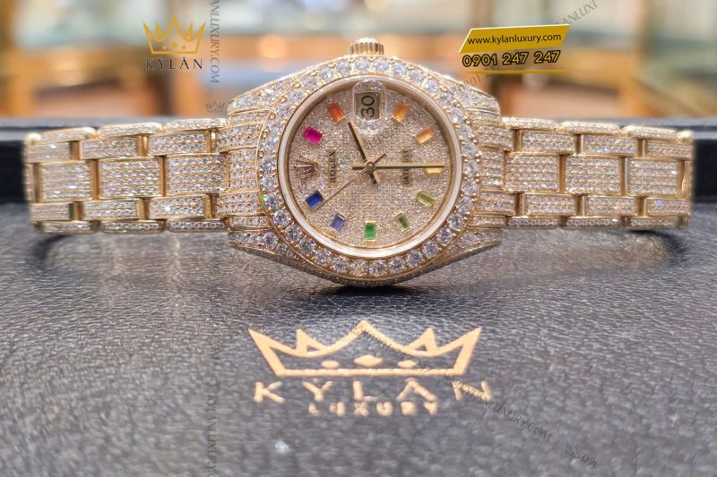 Đồng hồ Rolex Datejust custom vàng đính full kim cương, cọc số Rainbow 31mm