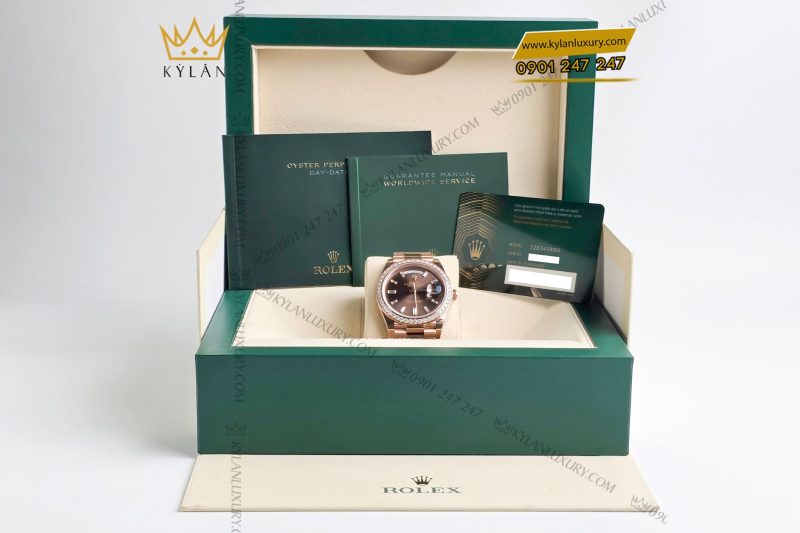 Đồng hồ Rolex Day-Date 40 228345RBR-0006 mặt số Chocolate cọc số kim cương