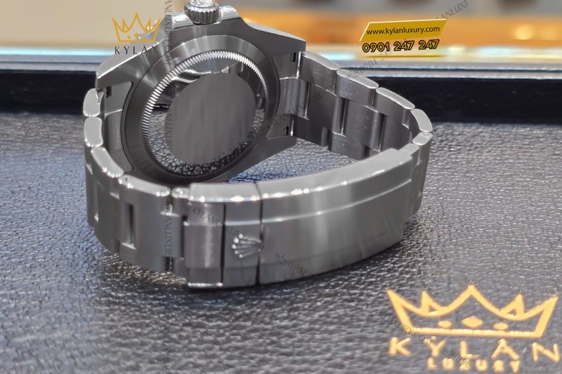 Đồng hồ Rolex Submariner 124060-0001 mặt số đen