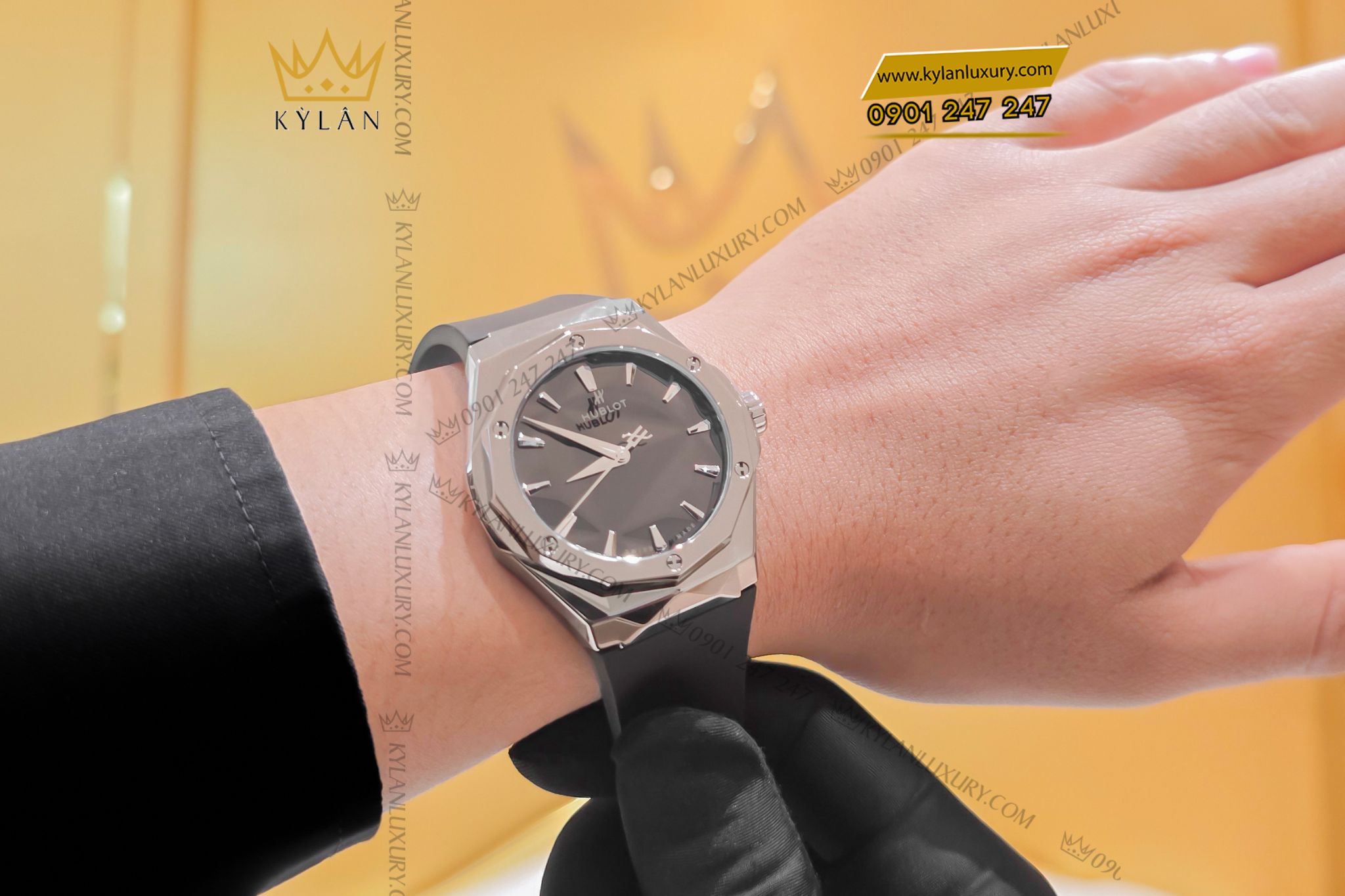 Kỳ Lân Luxury Hublot Classic Fusion Orlinski Titanium 40mm 9 Đồng hồ Hublot Classic Fusion Orlinski Titanium Black 40mm