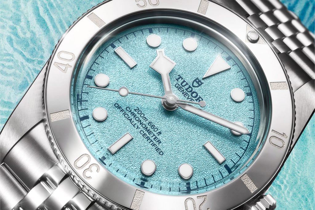 Kỳ Lân Luxury Tudor Black Bay 54 Lagoon Blue 3 Đồng hồ Tudor 54 Black Bay “Lagoon Blue”