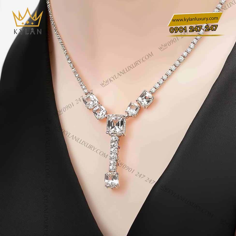 day-chuyen-pure-elegance-vang-nguyen-khoi-au750-dinh-kim-cuong