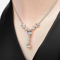 day-chuyen-pure-elegance-vang-nguyen-khoi-au750-dinh-kim-cuong