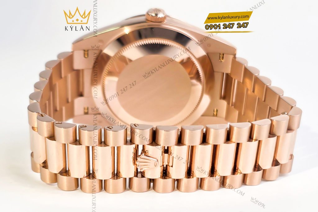 Kỳ Lân Luxury dong ho rolex day date 40 228345 mat chocolate 4 Đồng hồ Rolex Day Date 40 mặt số Chocolate vành kim cương 228345RBR-0006