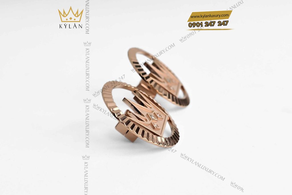 Kỳ Lân Luxury khuy cai ao vuong mien vang hong au750 kim cuong 7 Khuy cài áo vương miện vàng hồng nguyên khối Au750 đính 3 viên kim cương