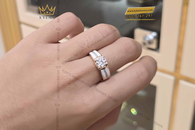 Nhẫn nam vàng hồng nguyên khối Au750 đính viên chủ 7ly2