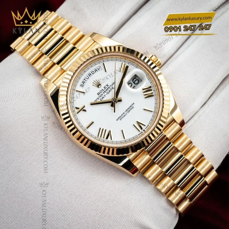 Đồng hồ Rolex Day-Date 40 M228238-0042 vàng kim 18ct với mặt số trắng
