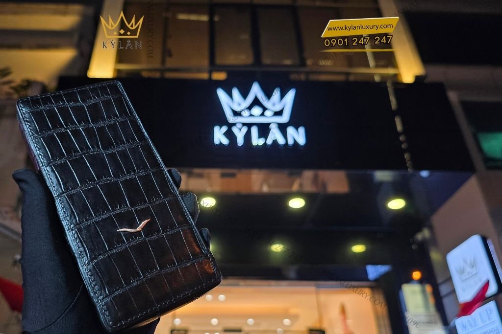 Kỳ Lân Luxury bao da vertu meta2 da ca sau mau den 10 Bao da Vertu Meta 2 da cá sấu màu đen