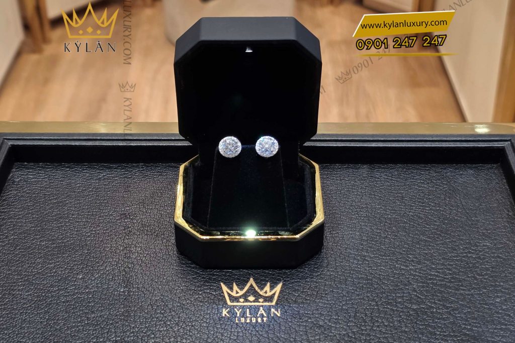 Kỳ Lân Luxury cap bong tai 8ly1 kim cuong lab bieu tuong dang cap ve dep hien dai tu ky lan 5 Cặp bông tai kim cương vàng trắng Au750 8ly1
