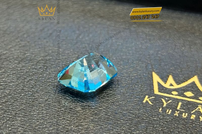 Đá Topaz xanh biển