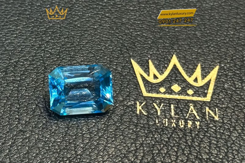 Đá Topaz xanh biển