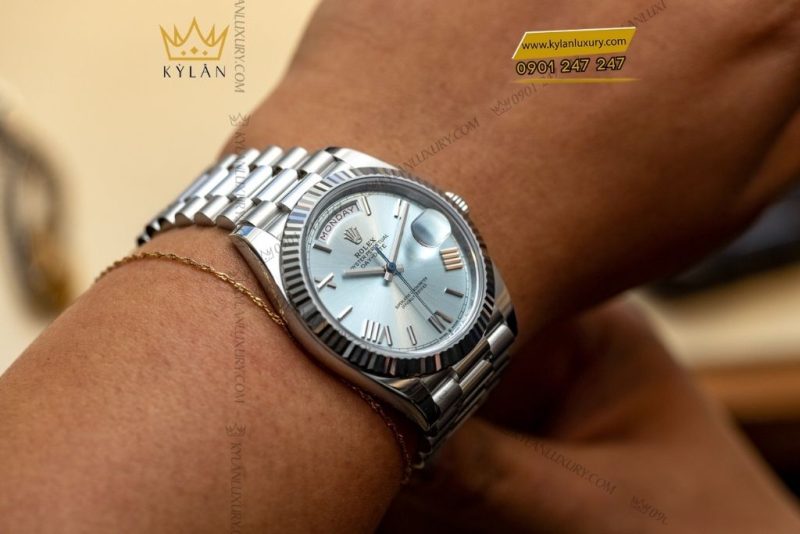 Đồng hồ Rolex Day-Date 36 M128236-0018 Bạch kim mặt số xanh băng giá