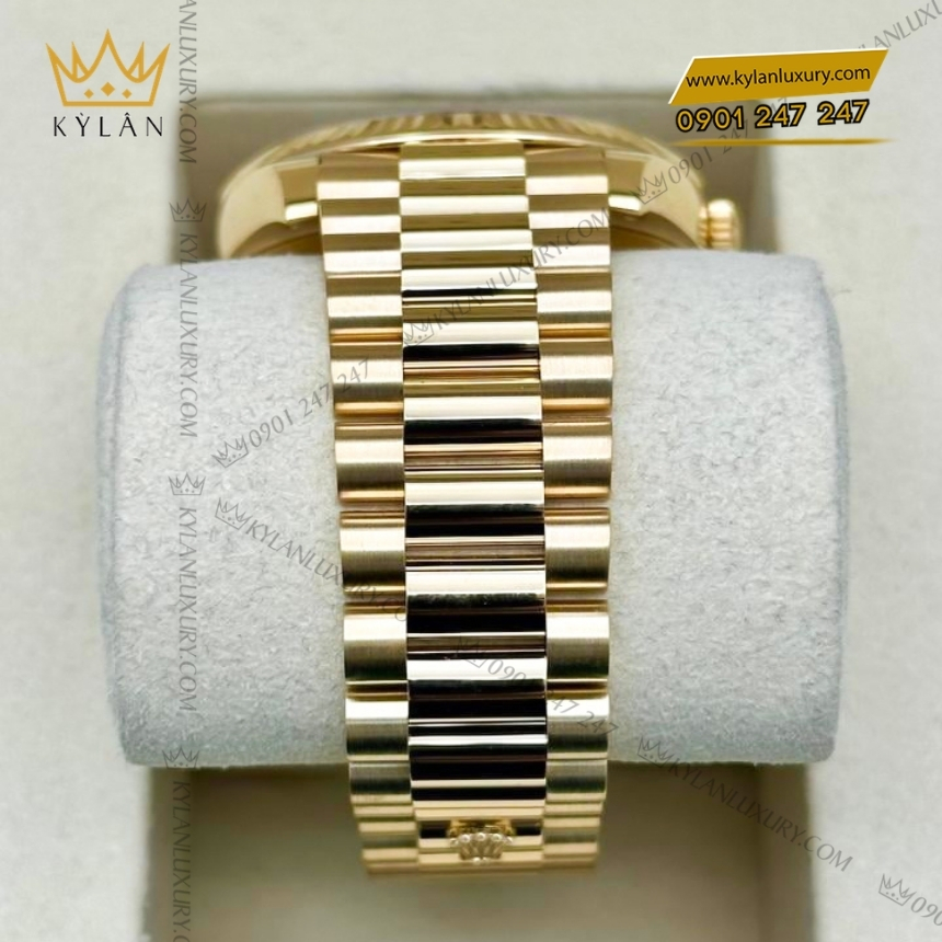 Kỳ Lân Luxury dong ho rolex day date 40 m228238 0042 vang kim 18ct voi mat so trang 5 Đồng hồ Rolex Day Date 40 mặt trắng cọc La Mã 228238-0042