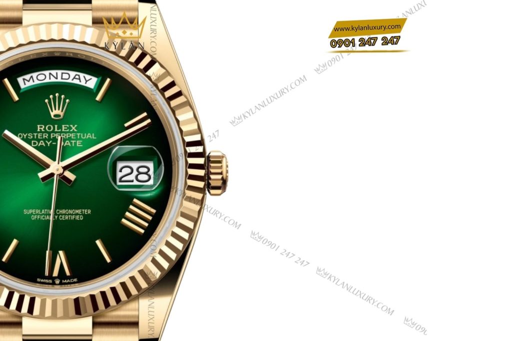 Kỳ Lân Luxury dong ho rolex day date 40 m228238 mat so xanh la 2 Đồng hồ Rolex Day-Date 40 M228238-0069 vàng kim 18ct mặt số xanh lá Ombré