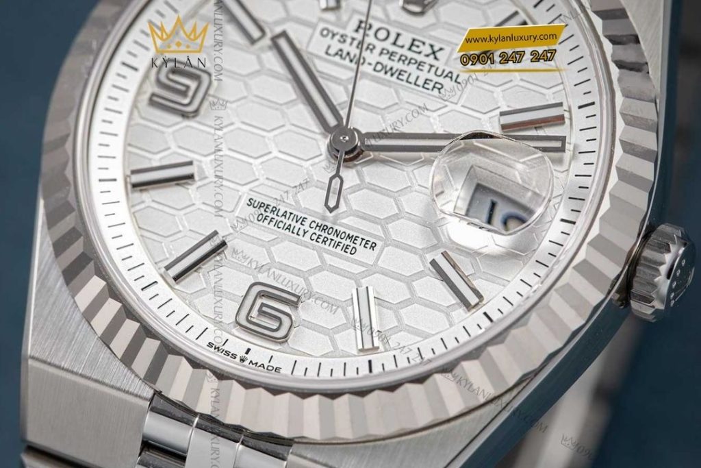 Kỳ Lân Luxury dong ho rolex land dweller 36 m127234 5 Đồng hồ Rolex Land-Dweller 36 M127234 mặt trắng họa tiết tổ ong