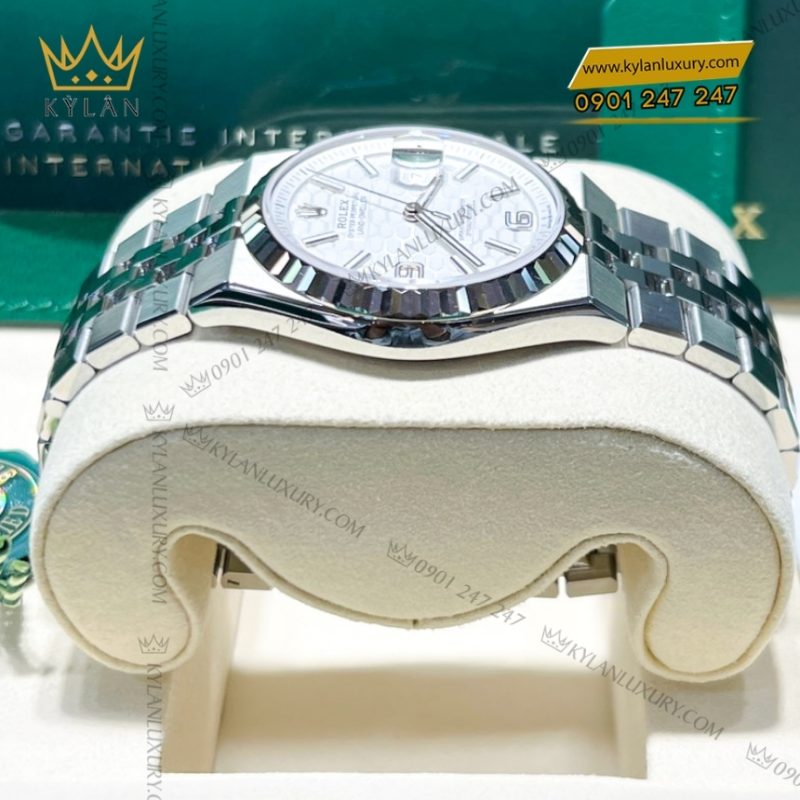 Đồng hồ Rolex Land Dweller 36 127234-0001 trắng họa tiết tổ ong