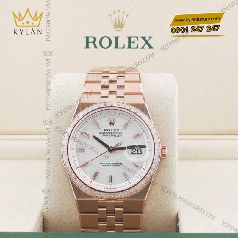 Đồng hồ Rolex Land Dweller 36 vàng hồng vành kim 127285TBR-0002
