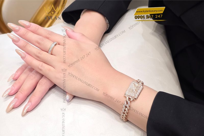 Lắc tay Bella kim cương vàng hồng nguyên khối Au750