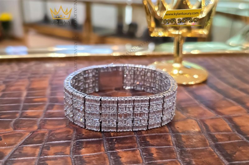 Lắc tay nữ vàng trắng đính full kim cương