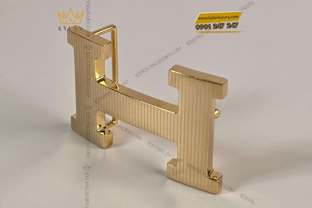 Kỳ Lân Luxury mat that lung vang chu h vang khoi au750 1 Mặt thắt lưng vàng chữ H vàng nguyên khối Au750