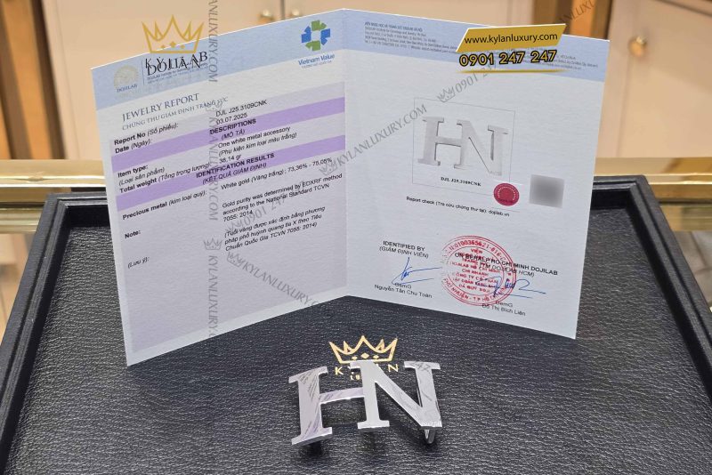 Mặt thắt lưng vàng trắng nguyên khối Au750 chữ HN