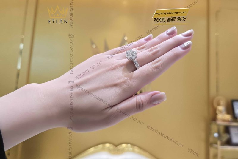 Nhẫn nữ vàng trắng nguyên khối Au750 đính viên chủ 11ly