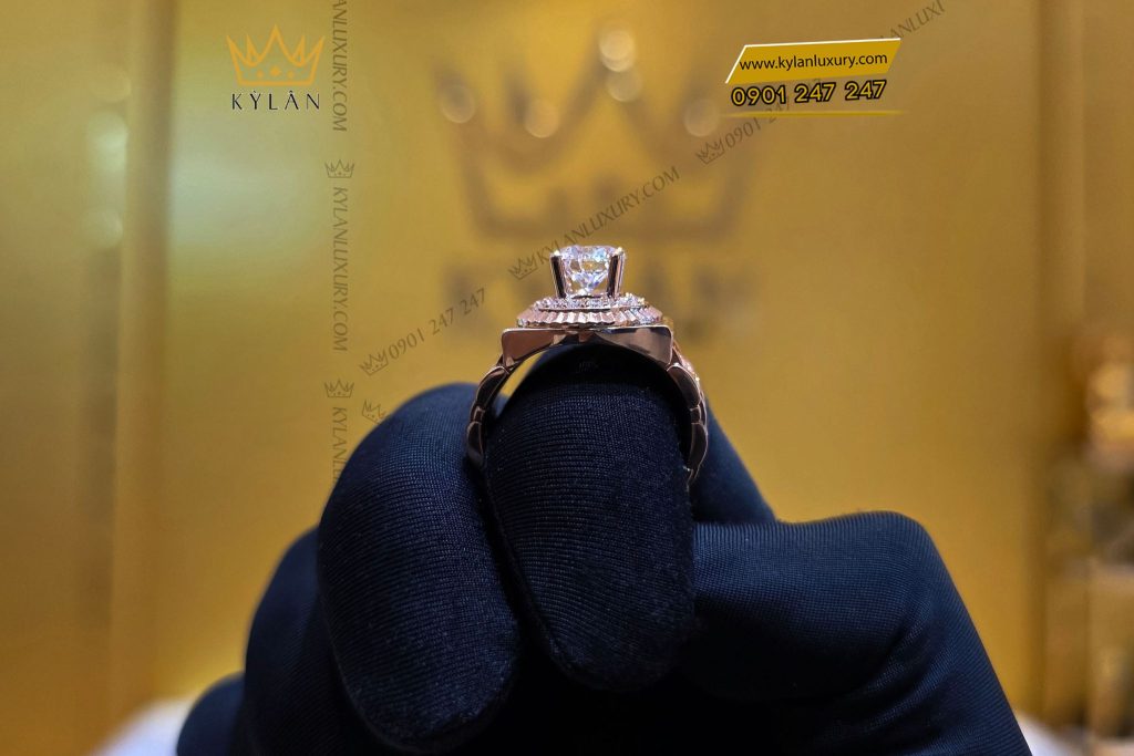 Kỳ Lân Luxury nhan rolex vang hong khoi au780 dinh kim cuong 8ly1 3 Nhẫn Rolex vàng hồng khối Au750 đính kim cương 8ly1
