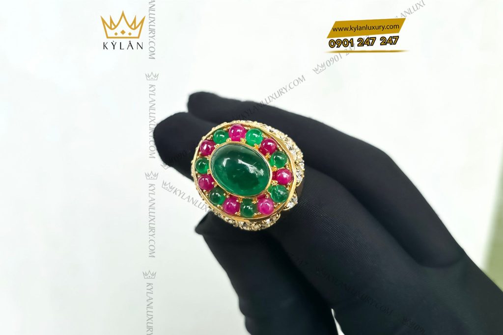 Kỳ Lân Luxury nhan vang nguyen khoi au750 dinh da xanh luc oval 2 Nhẫn vàng nguyên khối Au750 đính Đá Xanh Lục Oval