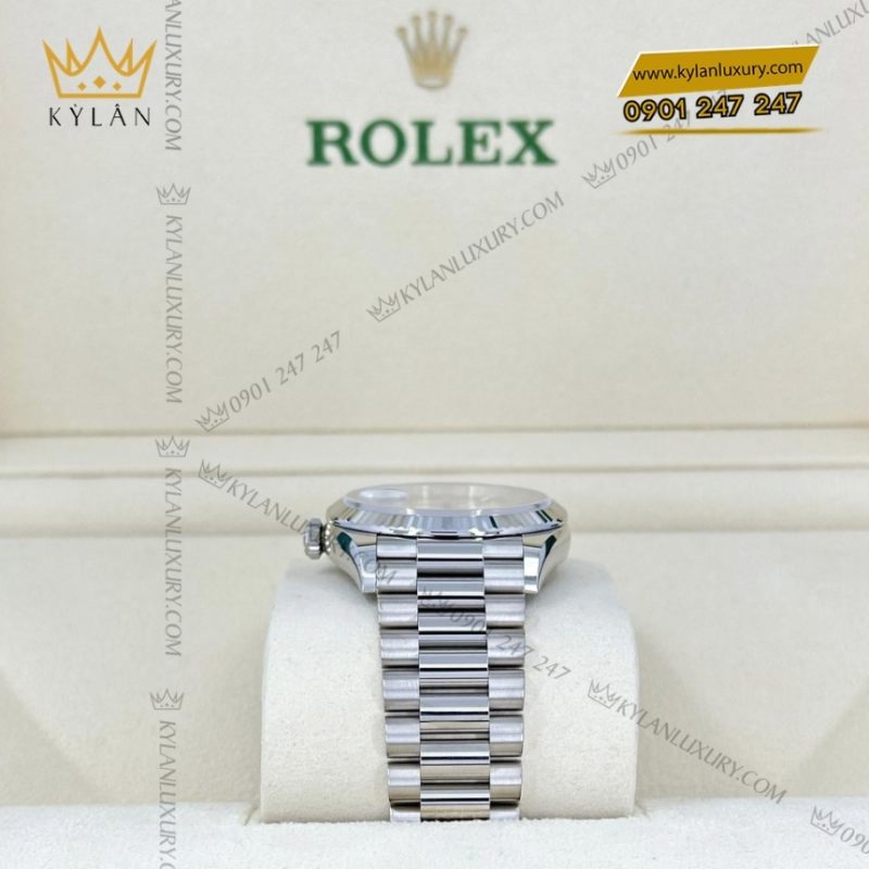 Đồng hồ Rolex Day Date 36 mặt bạc cọc baton 128239-0005