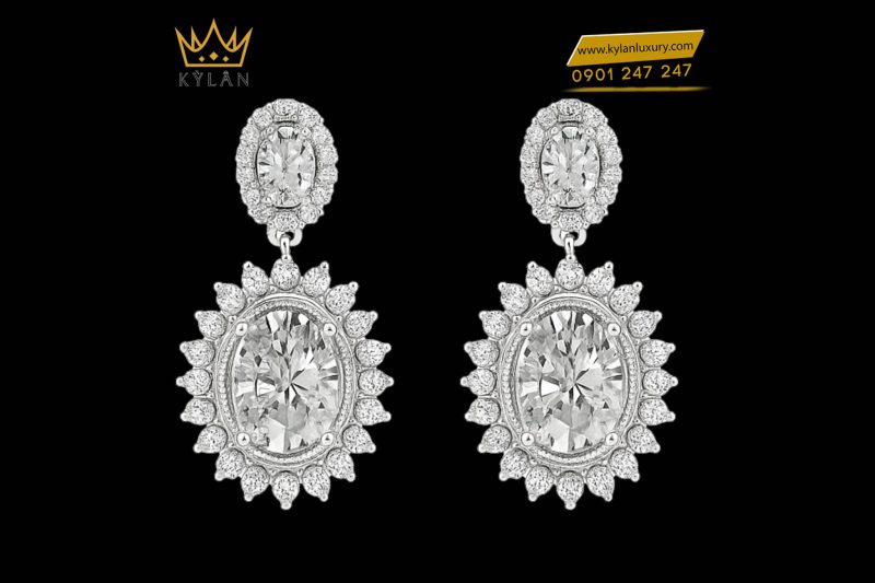Bông tai The Queen vàng trắng nguyên khối Au750 đính kim cương