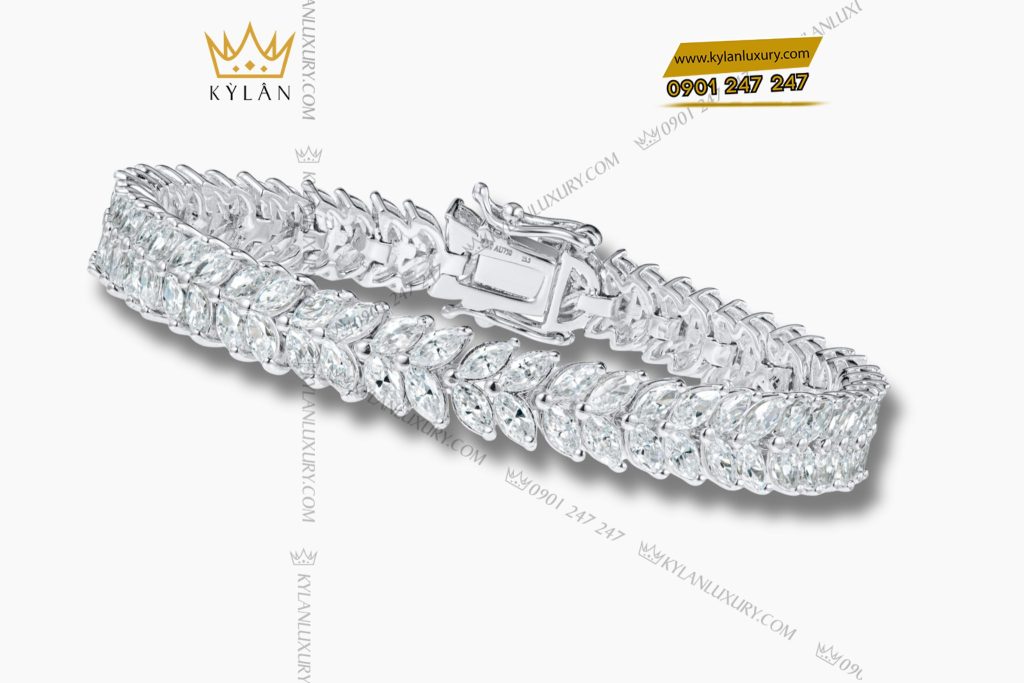 Kỳ Lân Luxury 3 43 Lắc Tay Serene Stream vàng trắng nguyên khối Au750 đính kim cương