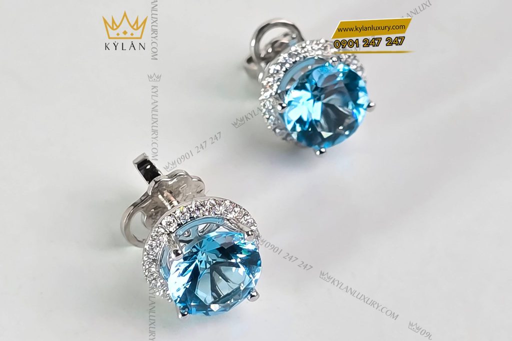 Kỳ Lân Luxury 4 48 Bông tai vàng trắng nguyên khối Au750 đính viên chủ đá quý Topaz