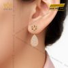 Bông tai Camellia Dewdrop vàng hồng nguyên khối Au750 đính kim cương