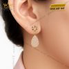 Bông tai Camellia Dewdrop vàng hồng nguyên khối Au750 đính kim cương