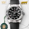 Đồng hồ Rolex Sky-Dweller Oyster m336239 vàng trắng 42mm, mặt số đen sáng, dây Oysterflex, lịch thường niên Saros và múi giờ kép