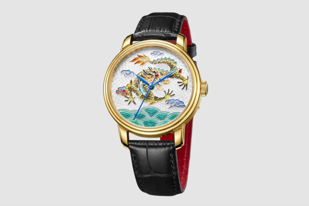 Đồng hồ Trung Quốc với mặt số tráng men