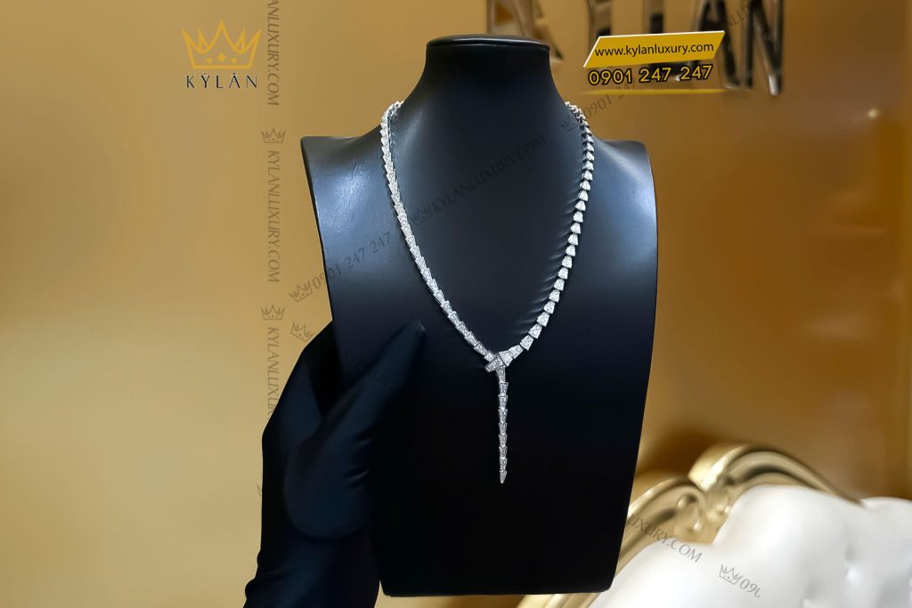 Dây chuyền rắn vàng trắng nguyên khối Au750 đính kim cương