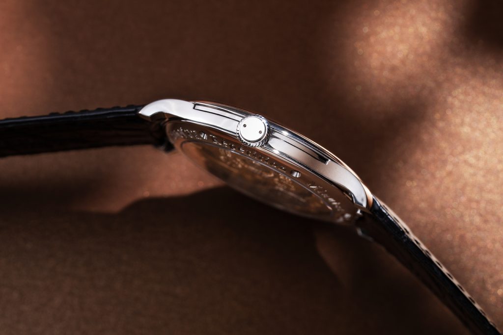 Kỳ Lân Luxury Dong ho FP Journe Repetition Souveraine Sapphire Khoi5 Đồng hồ FP Journe Répétition Souveraine Sapphire Khói