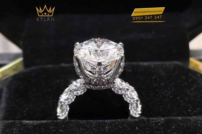 Nhẫn nữ vàng trắng nguyên khối Au750 đính viên chủ 13ly