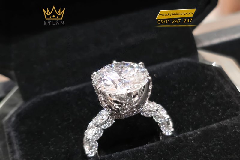 Nhẫn nữ vàng trắng nguyên khối Au750 đính viên chủ 13ly