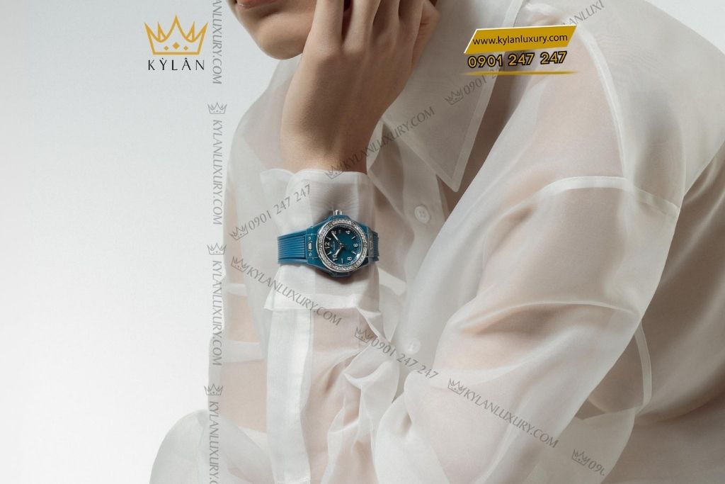 Kỳ Lân Luxury dong ho hublot big bang one click petrol blue ceramic diamonds 33 2 Đồng hồ Hublot Big Bang One Click Petrol Blue Ceramic Diamonds 33mm