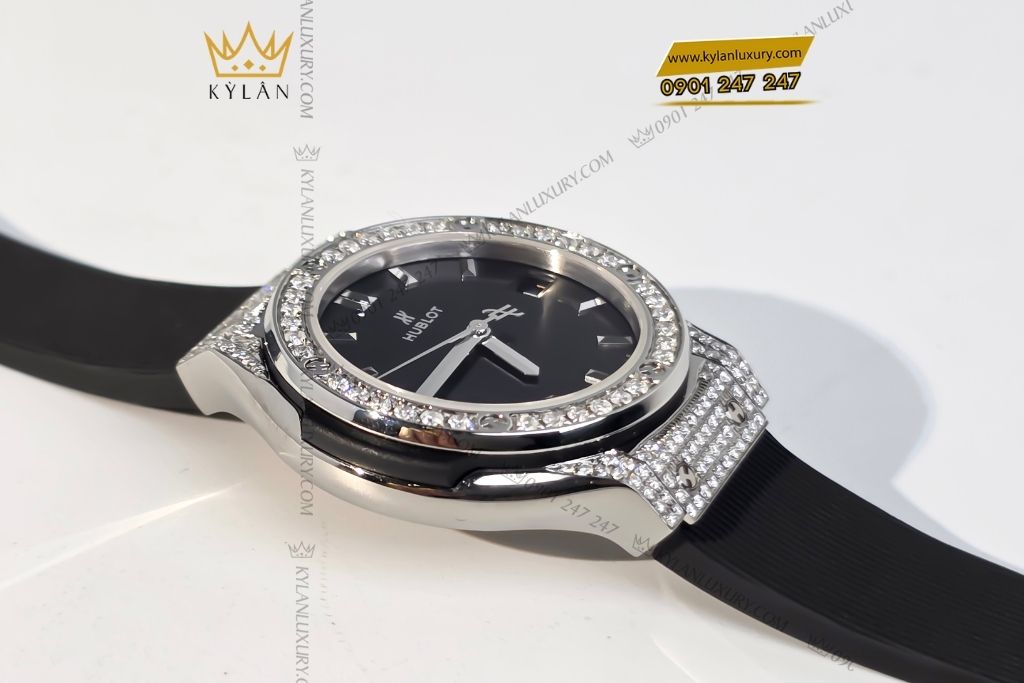 Kỳ Lân Luxury dong ho hublot classic fusion titanium pave 33 3 Đồng hồ Hublot Classic Fusion Titanium Pavé 33mm vành kim cương