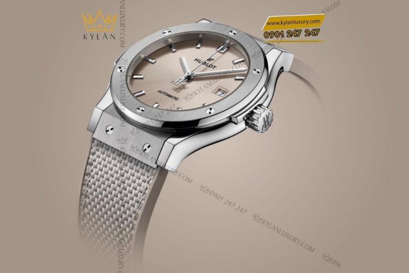 Đồng hồ Hublot Classic Fusion Essential Taupe 42mm 542.NX.4610.NR.HEC25