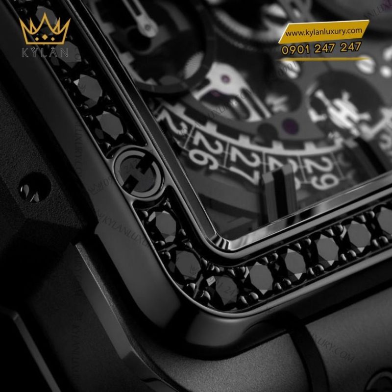 Đồng hồ Hublot Square Bang Unico All Black Diamonds 42 mm 821.CI.0170.RX