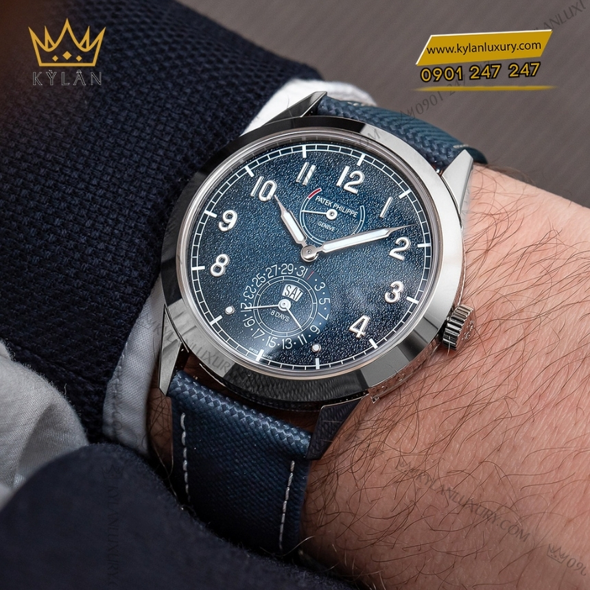 Kỳ Lân Luxury dong ho patek philippe complications 5328g 001 mat so xanh chuyen sac 2 Đồng hồ Patek Philippe Complications 5328G-001 8-Day Power Reserve