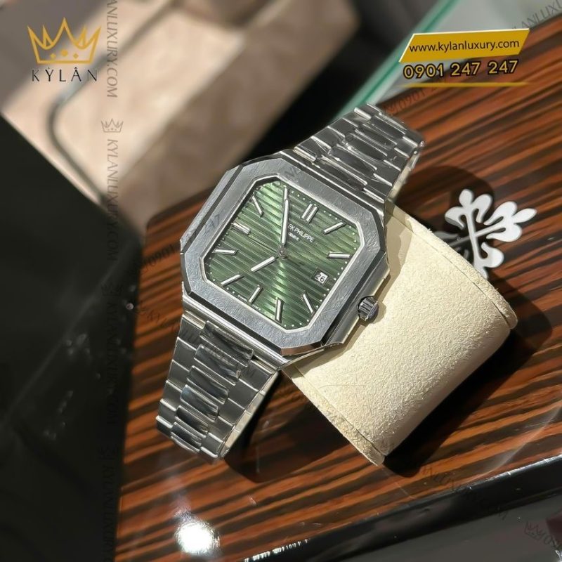 Đồng hồ Patek Philippe Cubitus mặt số xanh olive 5821-1A-001