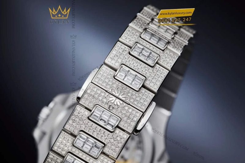 Đồng hồ Patek Philippe Nautilus đính full kim cương 5811/1460G-001