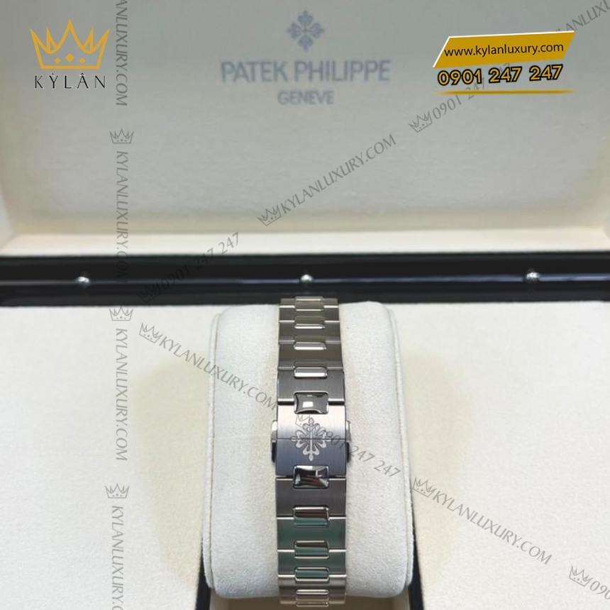 Kỳ Lân Luxury dong ho patek philippe nautilus 7010 1g 013 mat so xanh ngoc 13 Đồng hồ Patek Philippe Nautilus mặt xanh vành kim 7010/1G-013